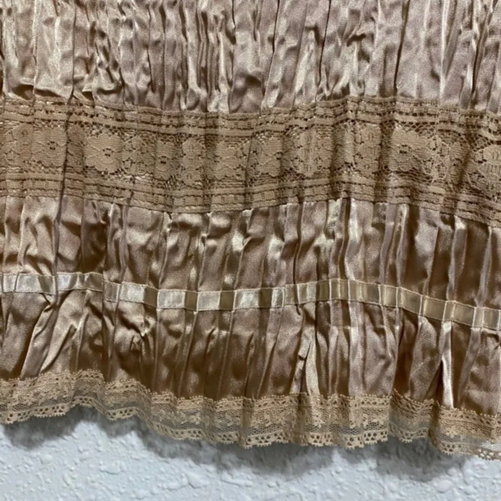 Apt 9 Women large Y2K Stretch Champagne‎ Lace Trim Pleated Camisole Tank Top - Picture 7 of 8